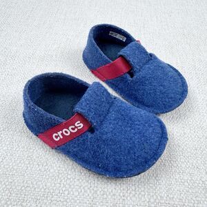 Crocs Kapcie Classic Slipper Toddler Size 7 Felt Slip On Blue 205349
